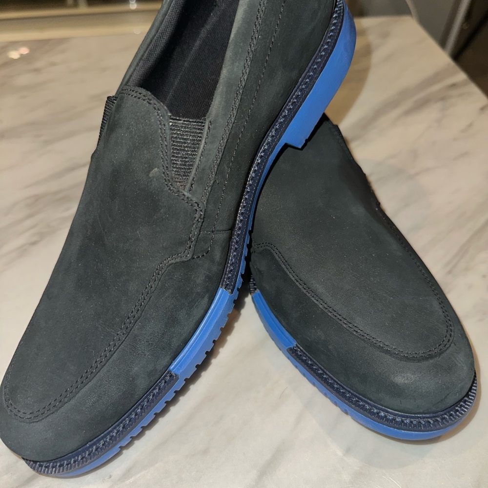 Elegant Black and Blue Men's Slip-On Loafers